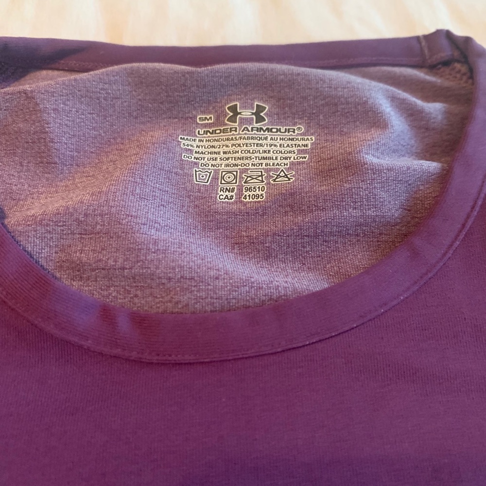 Performance top - Picture 2 of 2